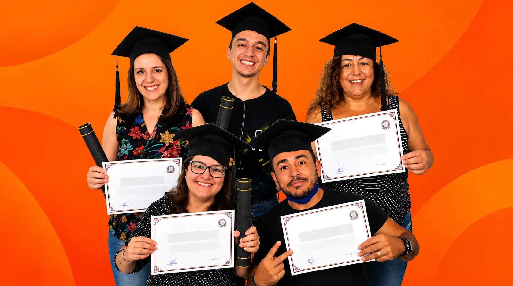 Alunos formados no Supletivo Rápido EAD